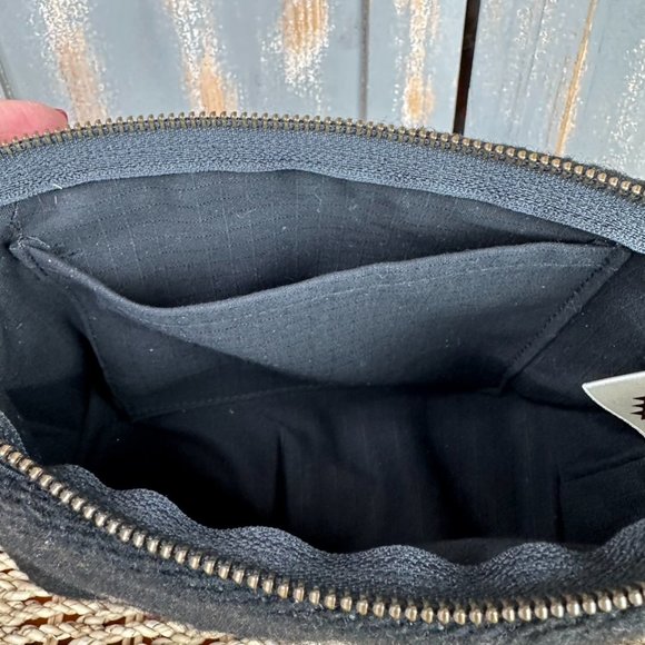 MZ Fair Trade Rocio Wristlet Clutch Midnight Arrow - Picture 15 of 16